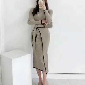 Helen Premium Woolen Midi Dress